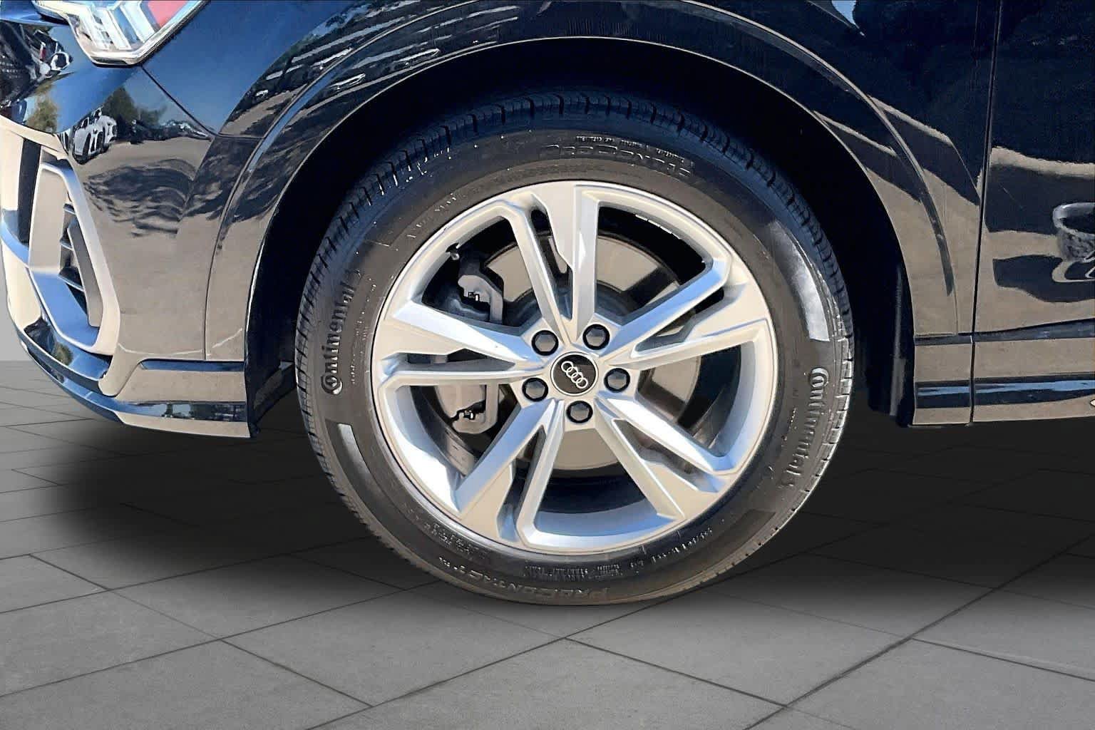 Used 2023 Audi Q3 2.0T Premium w/ Convenience Package AWD/4WD image 11