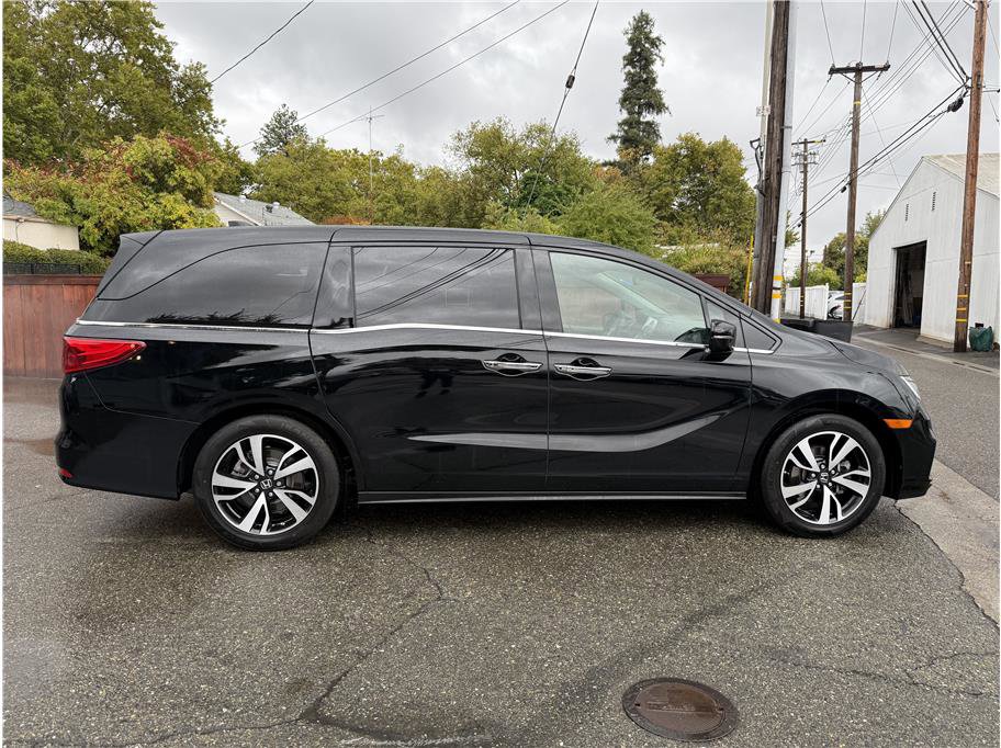 Used 2020 Honda Odyssey Elite image 4