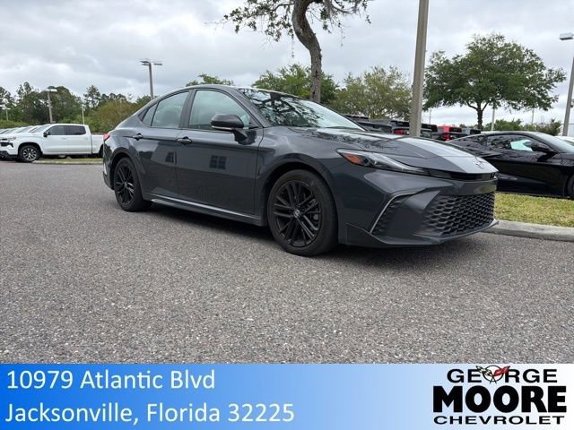 Used 2025 Toyota Camry SE
