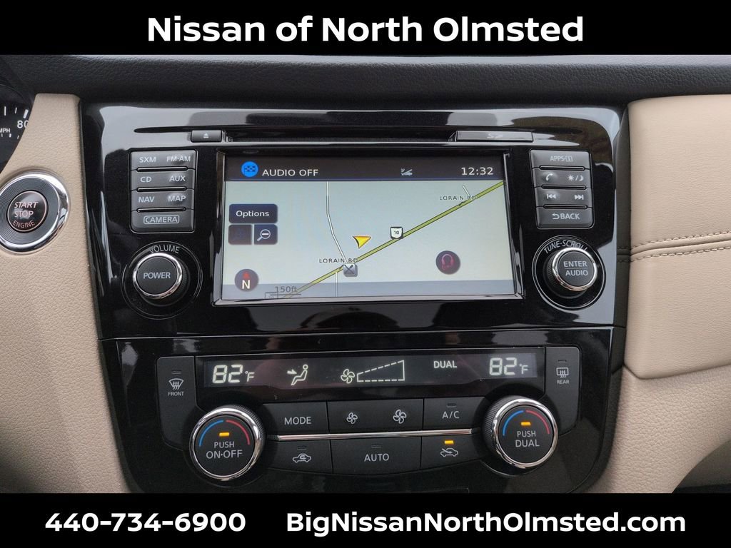 Used 2017 Nissan Rogue SL w/ SL Premium Package image 18