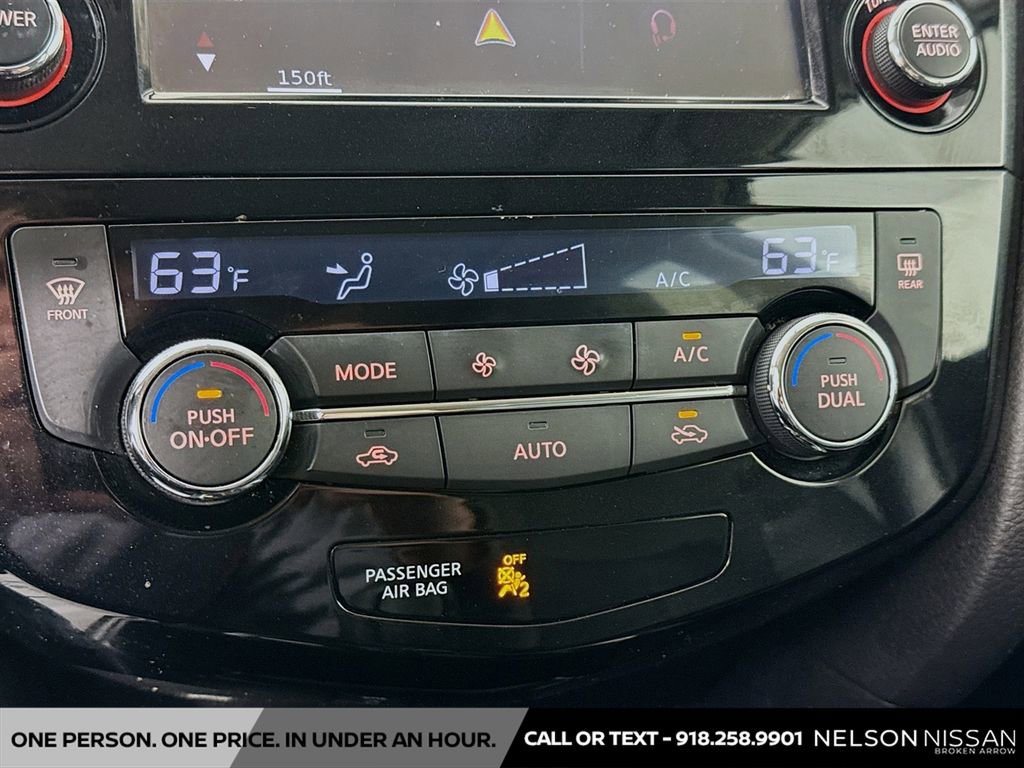 Used 2016 Nissan Rogue SL w/ SL Premium Package image 16