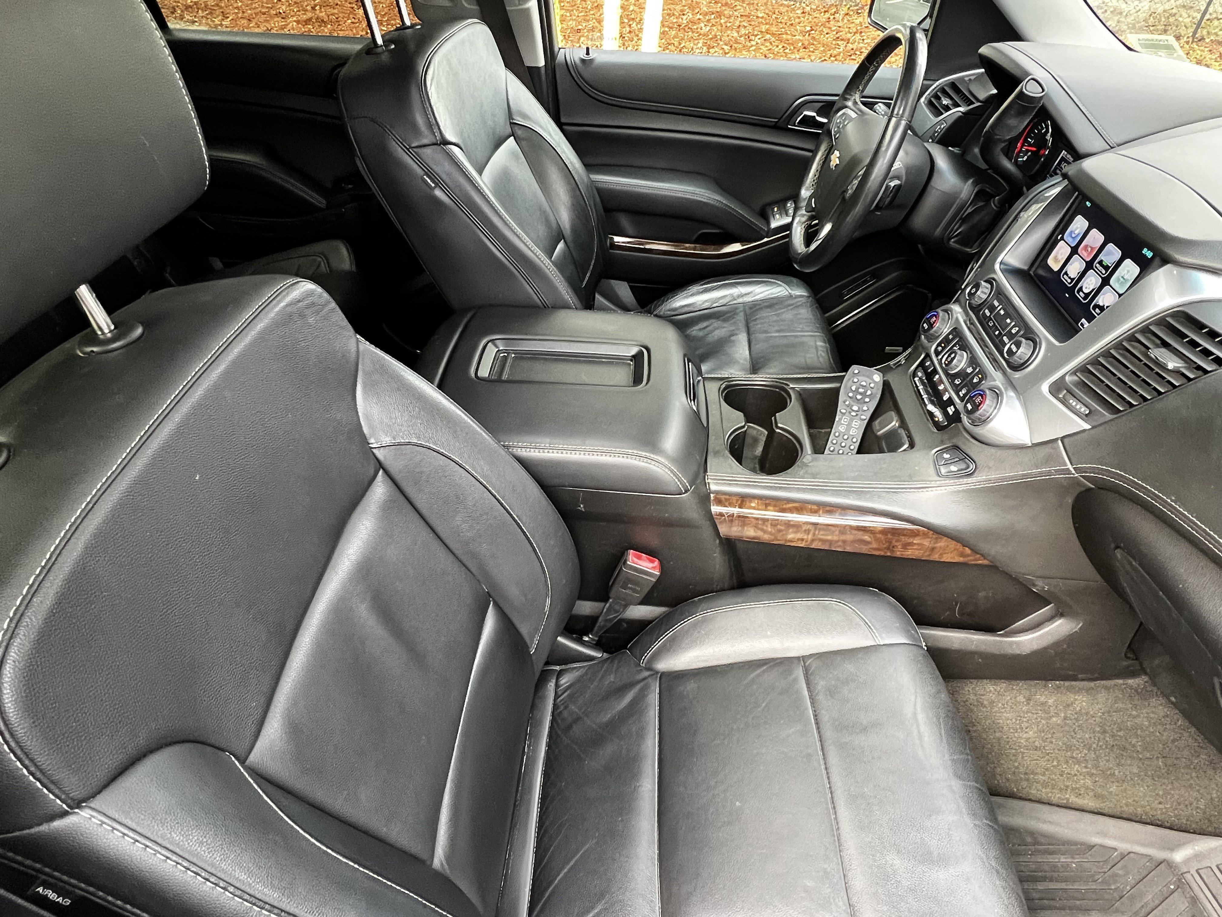 Used 2018 Chevrolet Suburban LT image 47