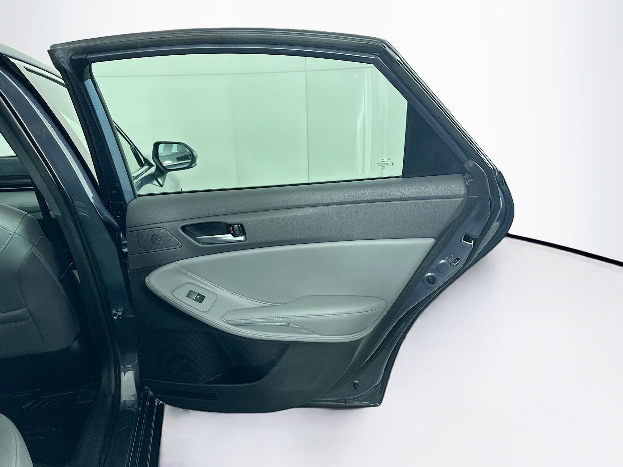 Used 2022 Toyota Avalon XLE image 28