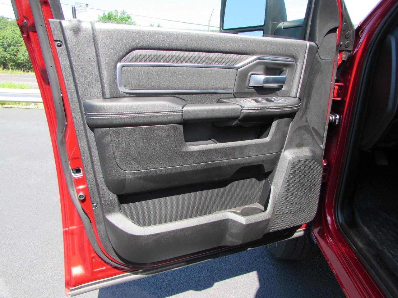 New 2026 RAM 2500 Big Horn AWD/4WD image 12