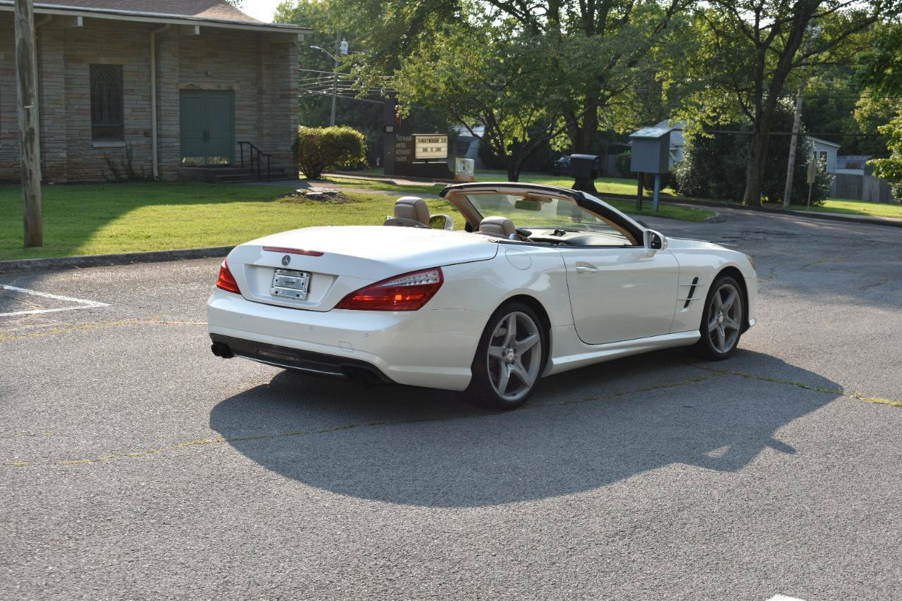 Used 2016 Mercedes-Benz SL 550 image 17