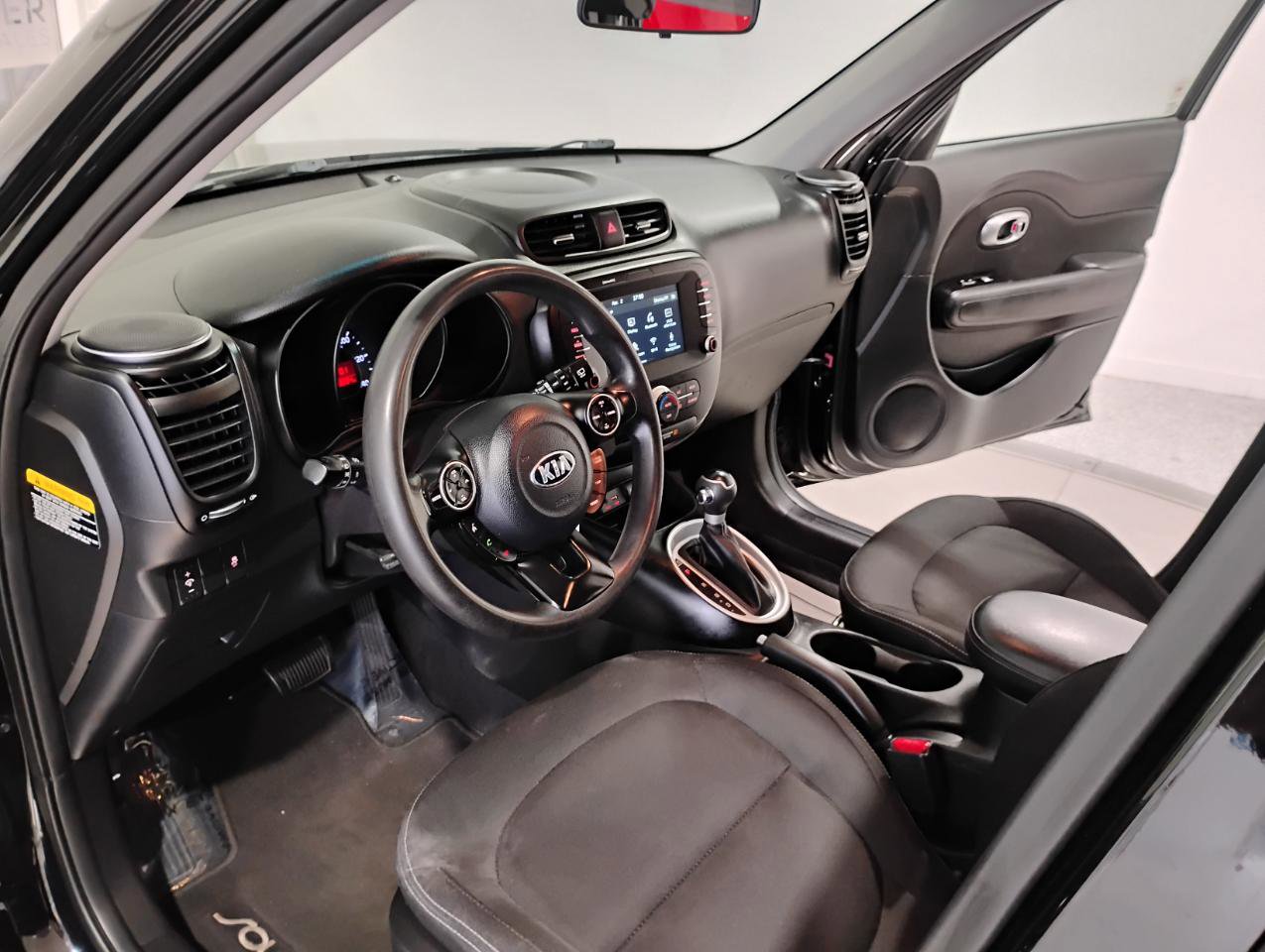 Used 2019 Kia Soul + FWD image 12