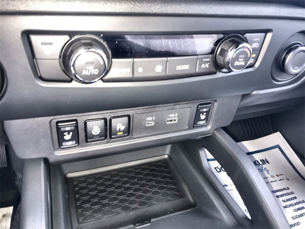 Used 2026 Nissan Frontier SV w/ All-Weather Content Package image 18