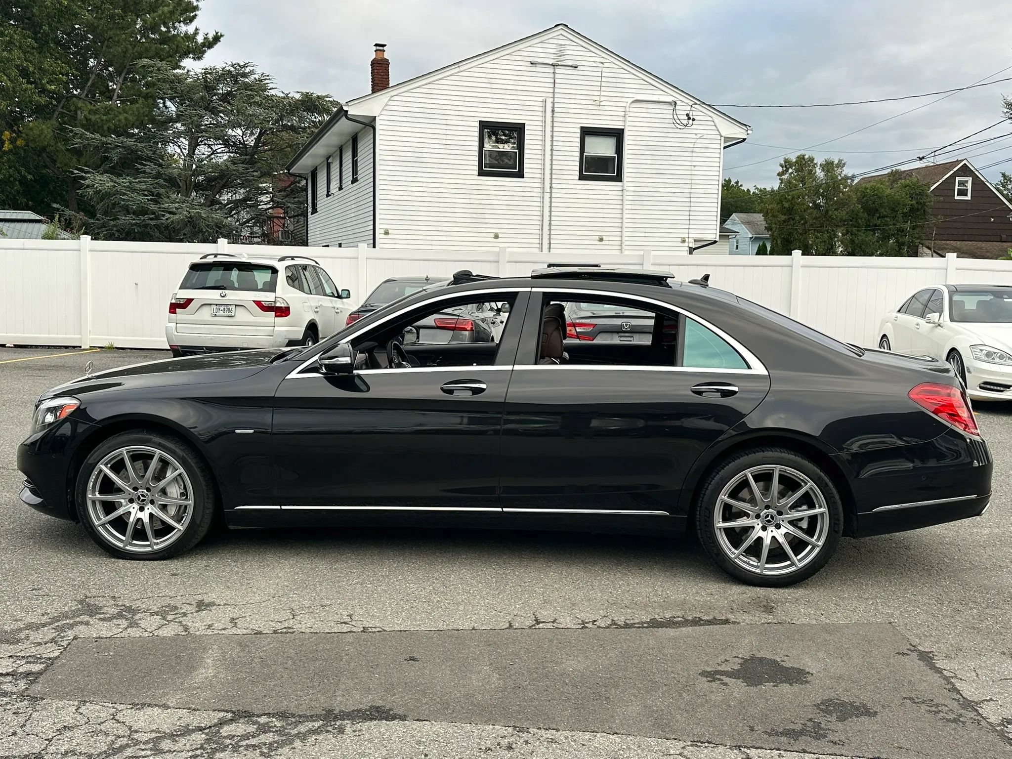 Used 2014 Mercedes-Benz S 550 Sedan image 11