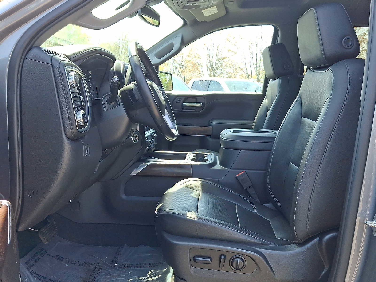 Used 2019 GMC Sierra 1500 SLT w/ SLT Premium Plus Package AWD/4WD image 16