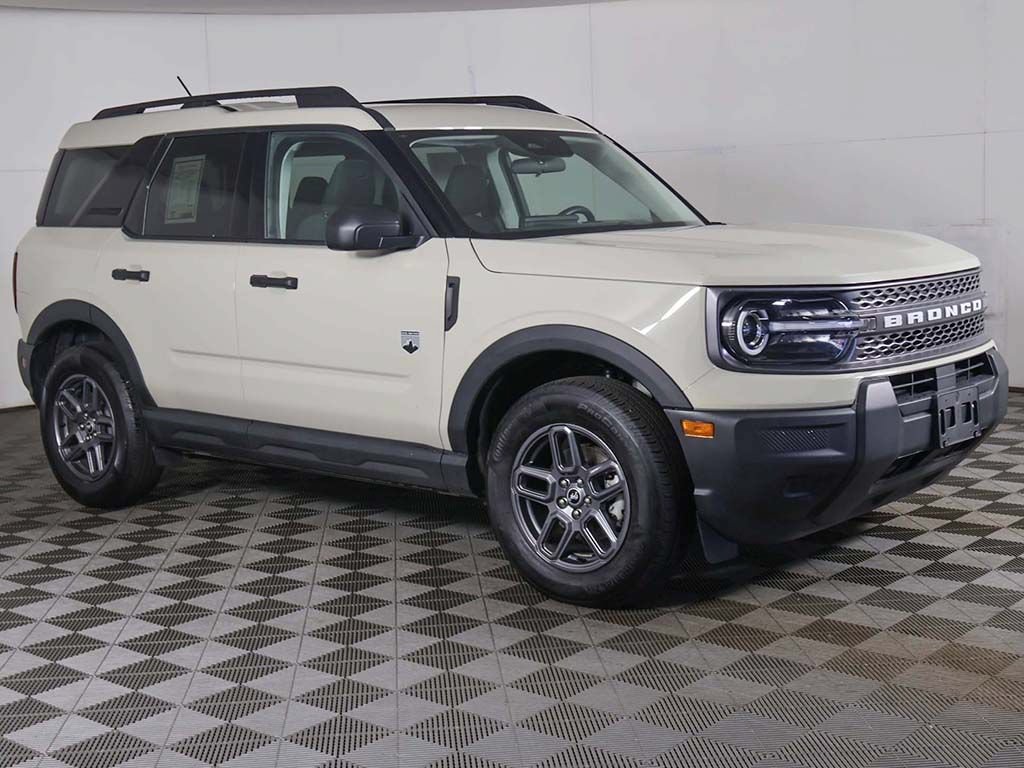 Used 2025 Ford Bronco Sport Big Bend AWD/4WD image 2