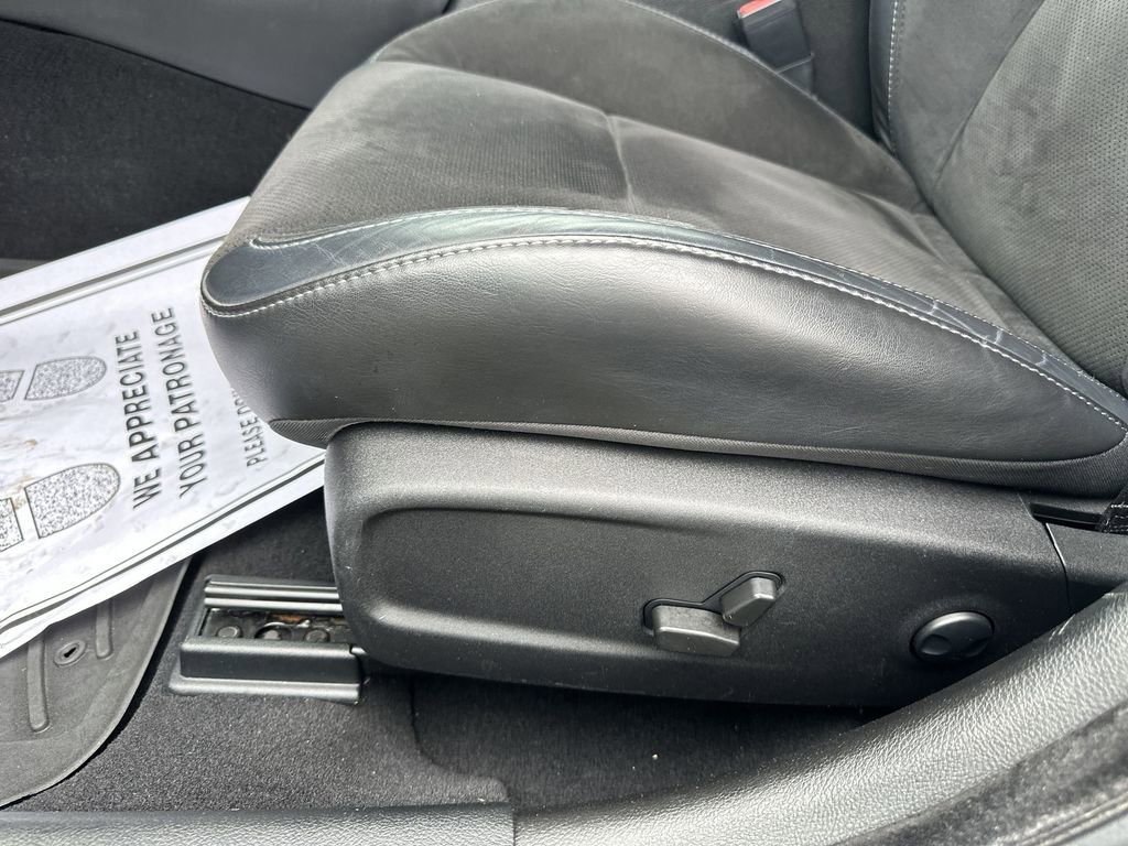 Used 2023 Dodge Charger GT w/ Plus Group RWD image 18