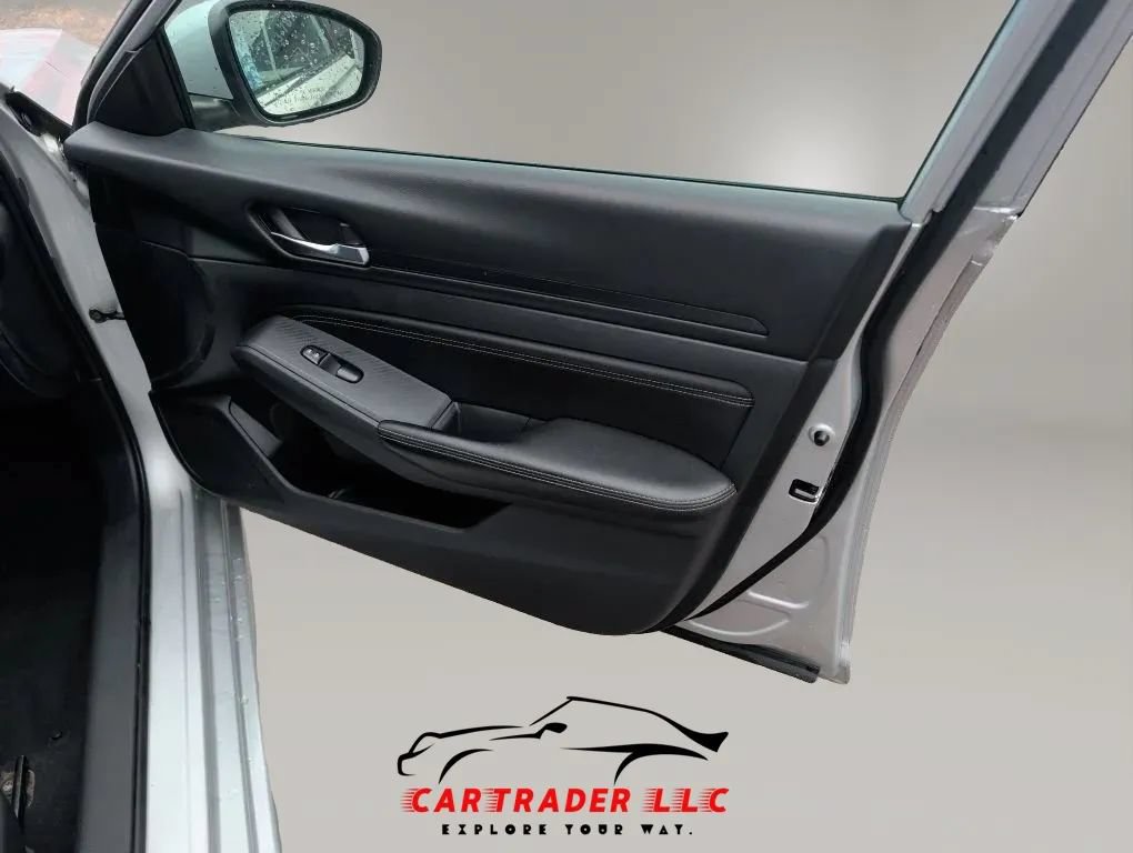 Used 2020 Nissan Altima 2.5 S FWD image 18
