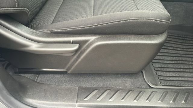 Certified 2024 Chevrolet Colorado LT w/ LT Convenience Package image 22