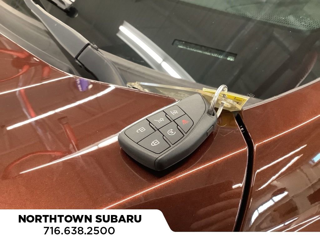 Used 2022 Chevrolet Tahoe Z71 w/ Luxury Package AWD/4WD image 22