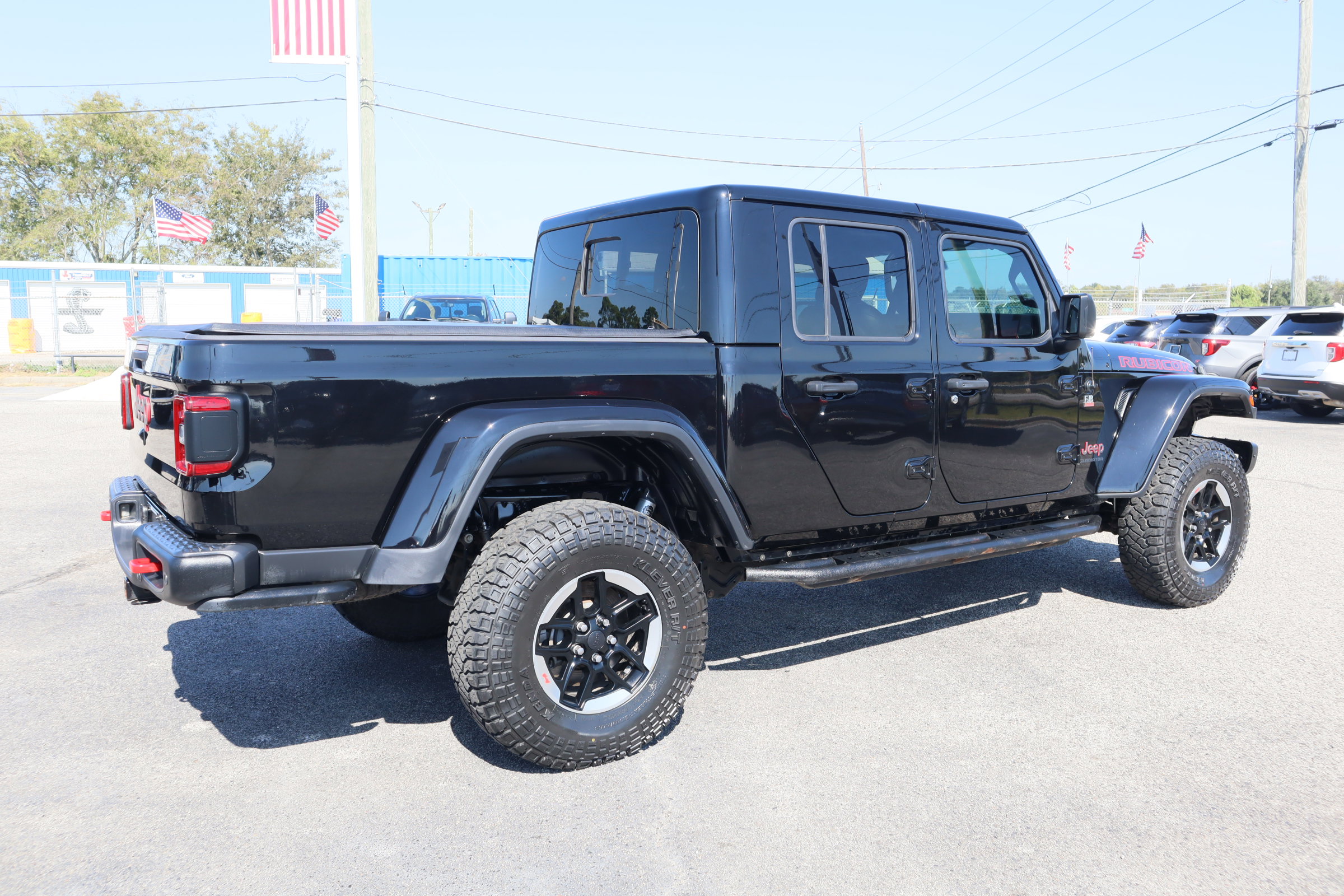 Used 2020 Jeep Gladiator Rubicon image 2