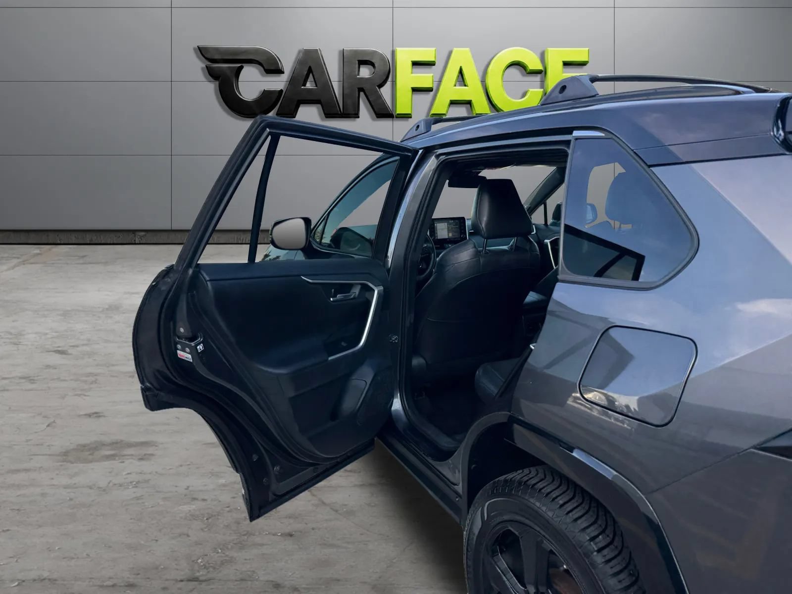 Used 2019 Toyota RAV4 XSE w/ Carpet Mat Package AWD/4WD image 18