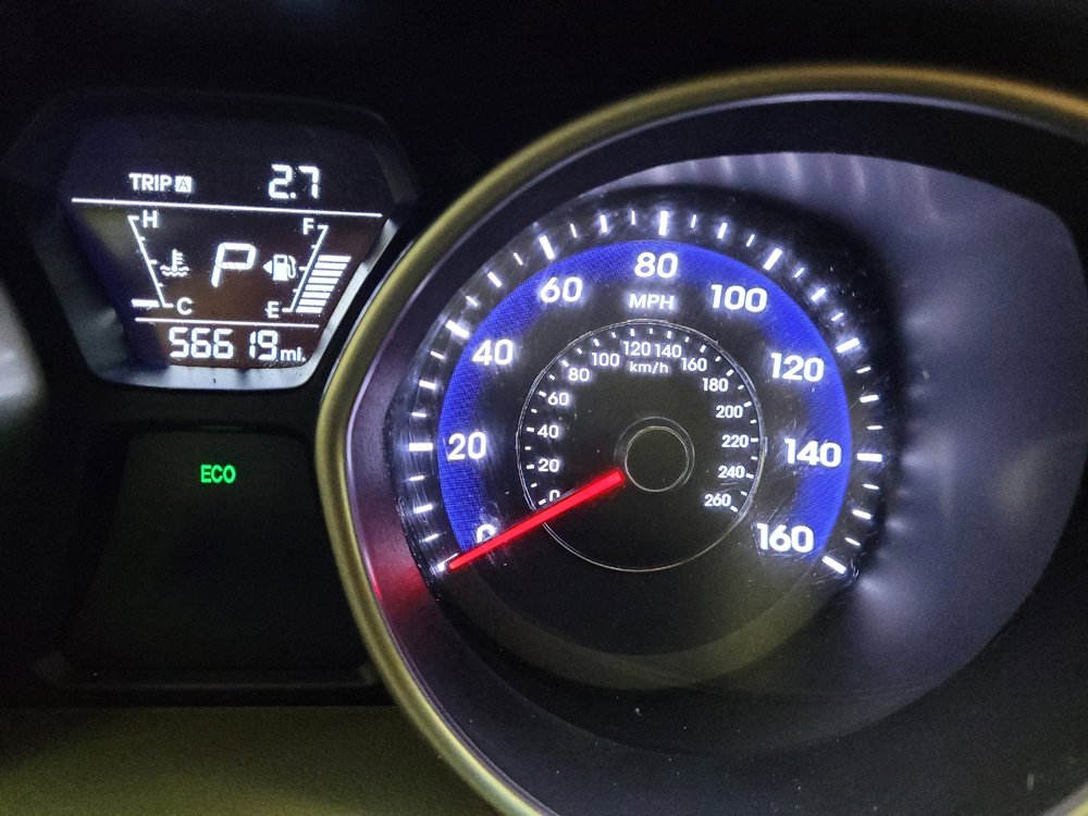 Used 2016 Hyundai Elantra SE w/ Option Group 02 FWD image 23