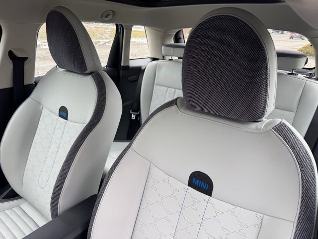 Used 2025 MINI Cooper S image 17