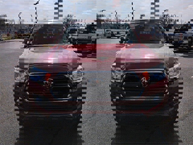 Used 2019 Toyota Tacoma SR5 image 2