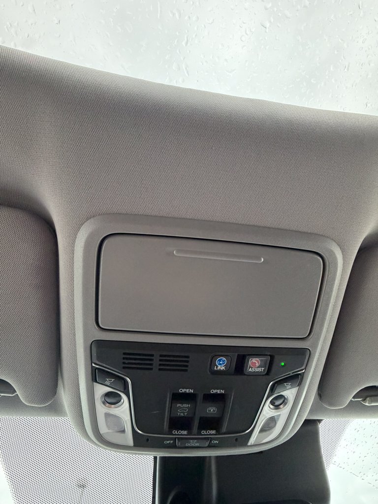 Used 2020 Honda Pilot Elite image 17