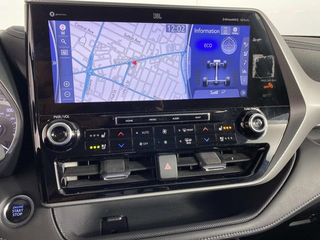 Used 2021 Toyota Highlander Platinum AWD/4WD image 22