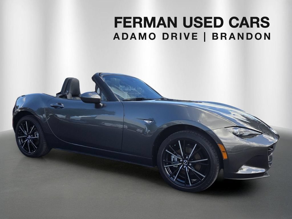 Certified 2025 MAZDA MX-5 Miata Grand Touring RWD image 1
