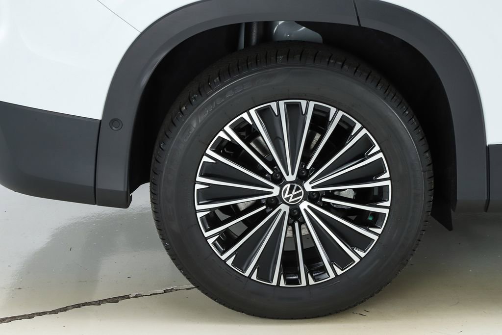 New 2026 Volkswagen Tiguan S image 13