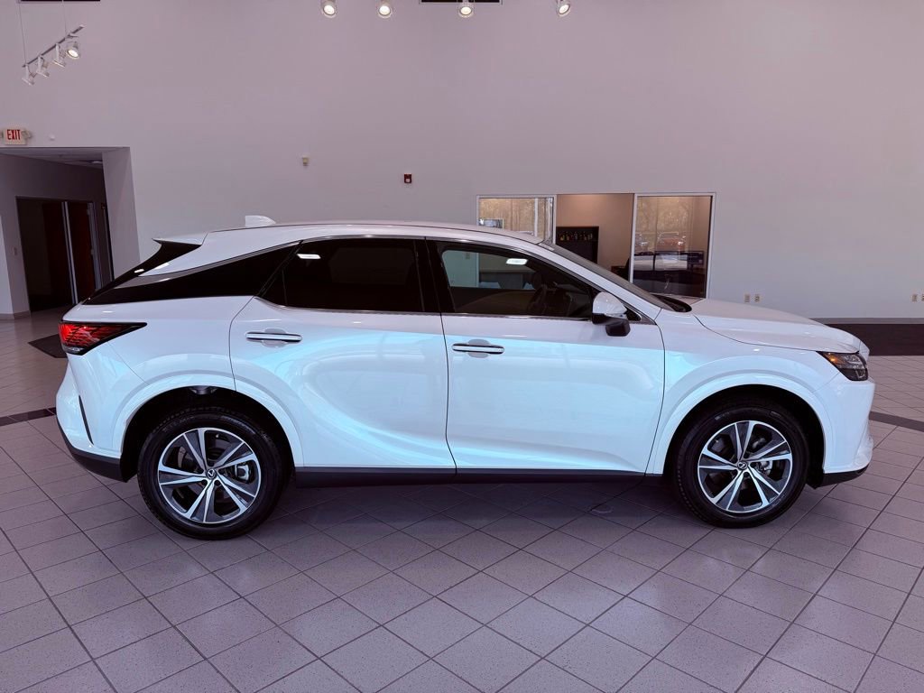 Used 2025 Lexus RX 350 FWD w/ Technology Package image 13
