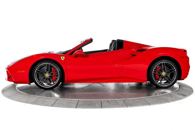 Used 2017 Ferrari 488 Spider RWD image 3