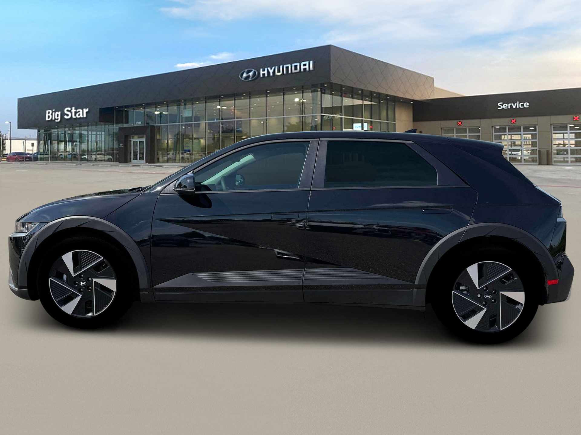 New 2026 Hyundai Ioniq 5 SE RWD image 3