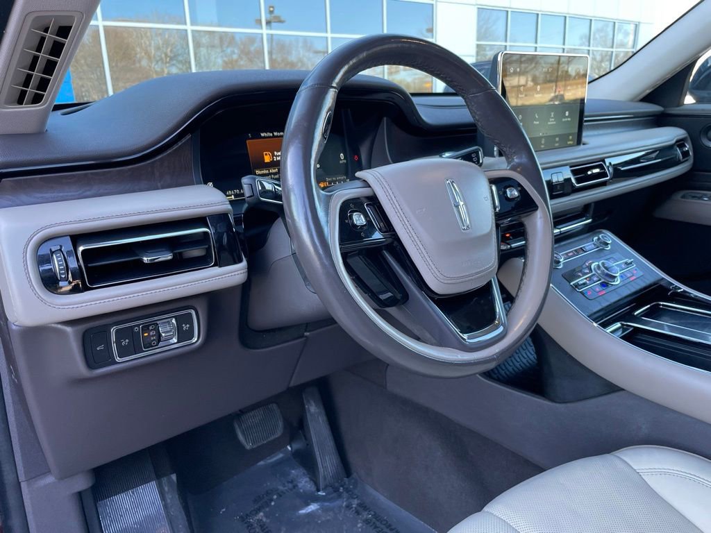 Used 2022 Lincoln Aviator Reserve w/ Elements Package Plus image 10