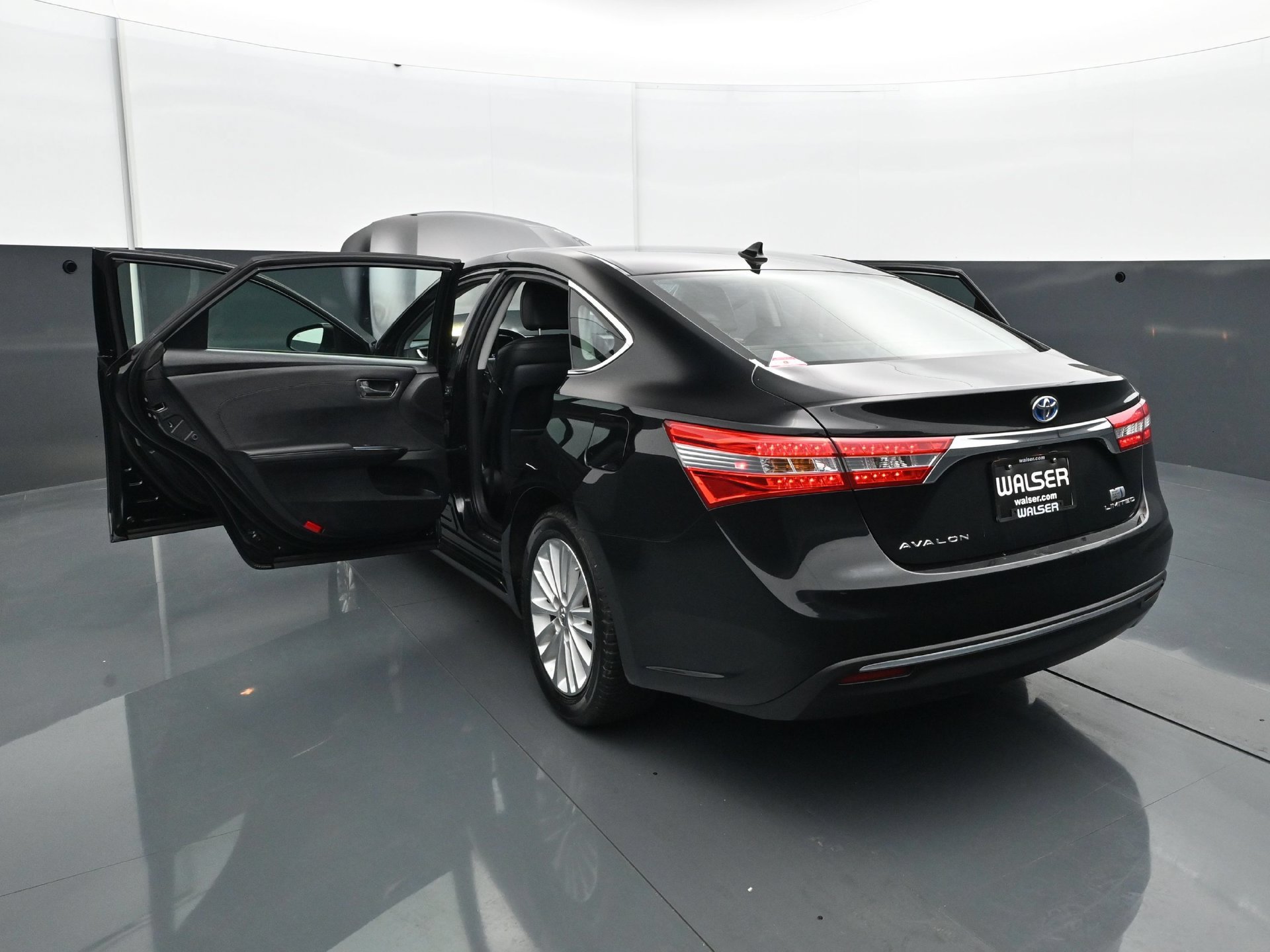 Used 2014 Toyota Avalon Limited FWD image 33