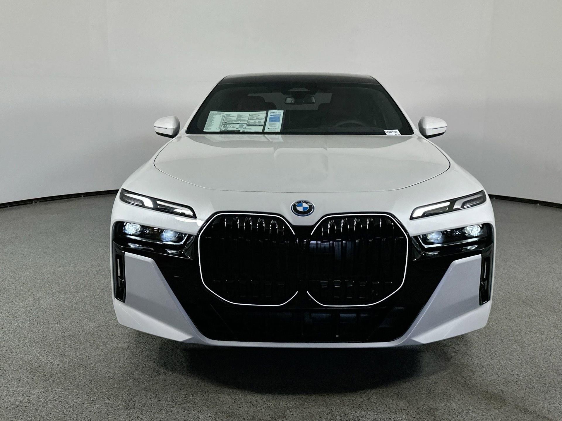 New 2026 BMW i7 eDrive50 w/ M Sport Package image 2