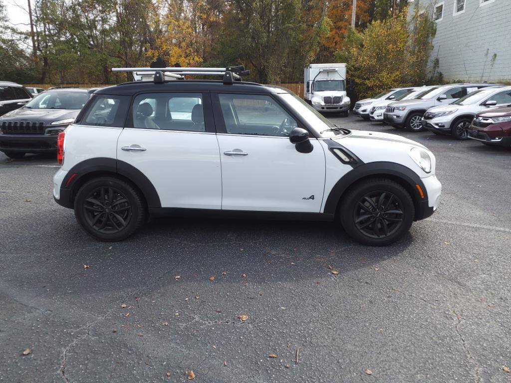 Used 2012 MINI Cooper Countryman S AWD/4WD image 2