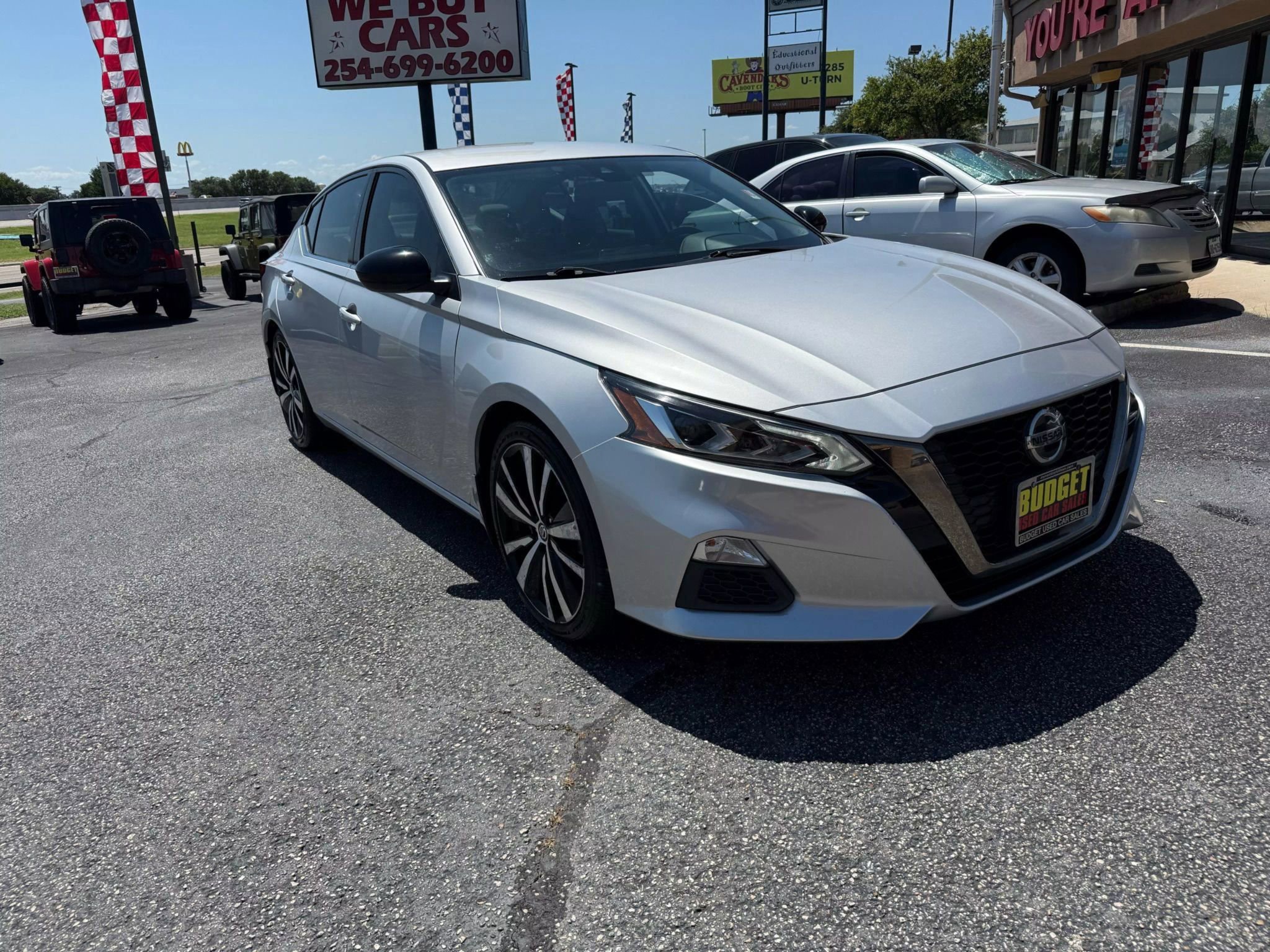 Used 2020 Nissan Altima 2.5 SR image 3