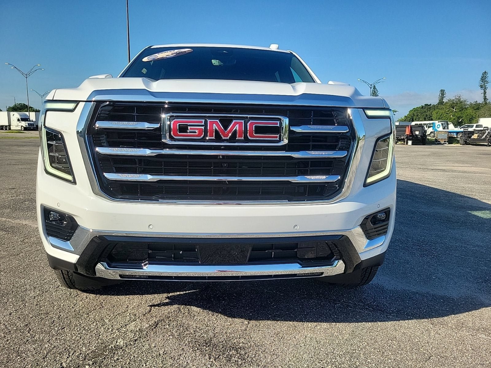 New 2026 GMC Yukon XL Elevation w/ Elevation Premium Package RWD image 3