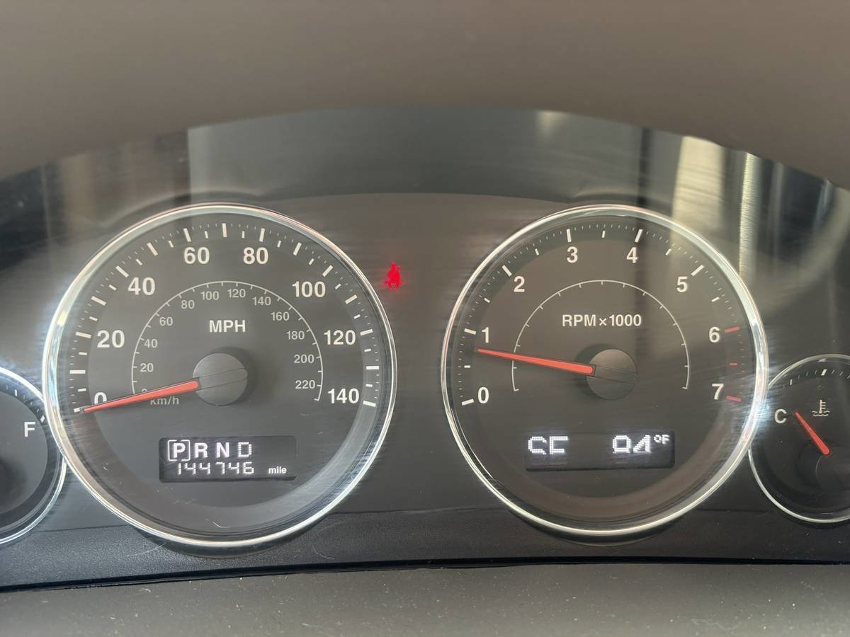 Used 2008 Jeep Grand Cherokee Laredo RWD image 12