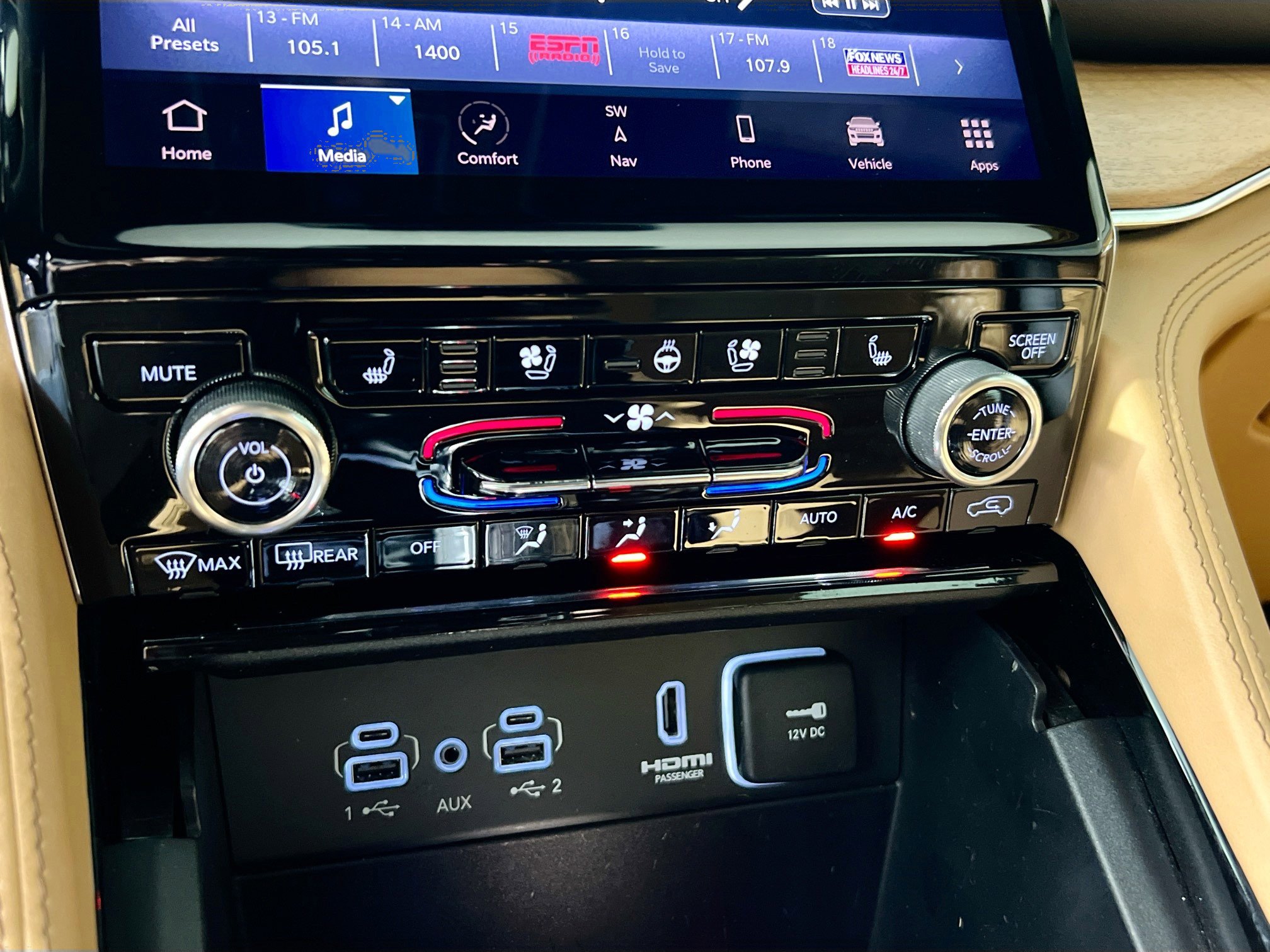 Used 2023 Jeep Grand Cherokee L Summit image 27