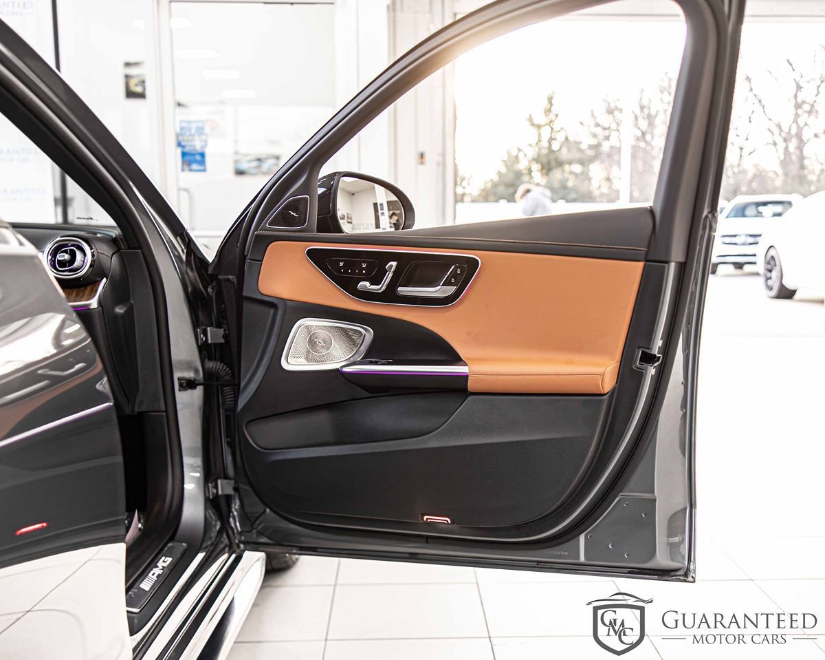 Used 2023 Mercedes-Benz C 43 AMG 4MATIC Sedan image 41