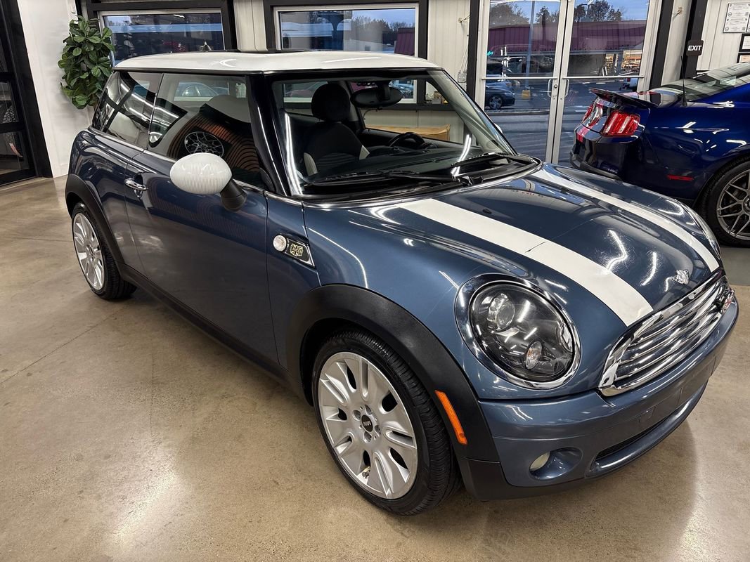Used 2010 MINI Cooper Hardtop image 17