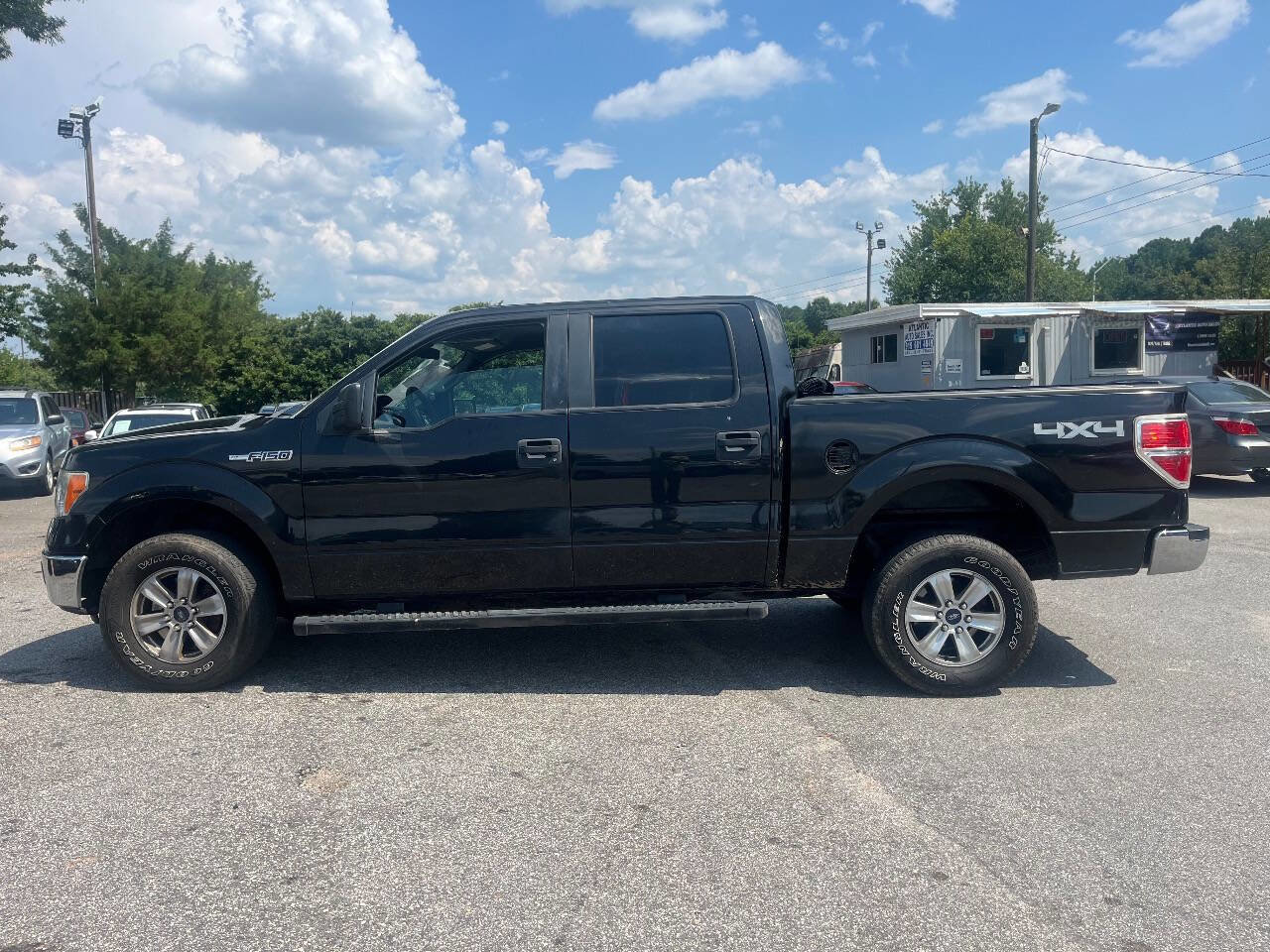 Used 2014 Ford F150 XLT w/ Trailer Tow Package image 8