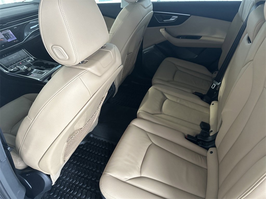 Used 2023 Audi Q7 2.0T Premium w/ Convenience Package image 29