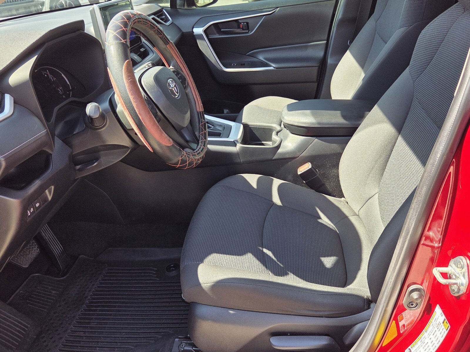 Certified 2023 Toyota RAV4 LE image 4