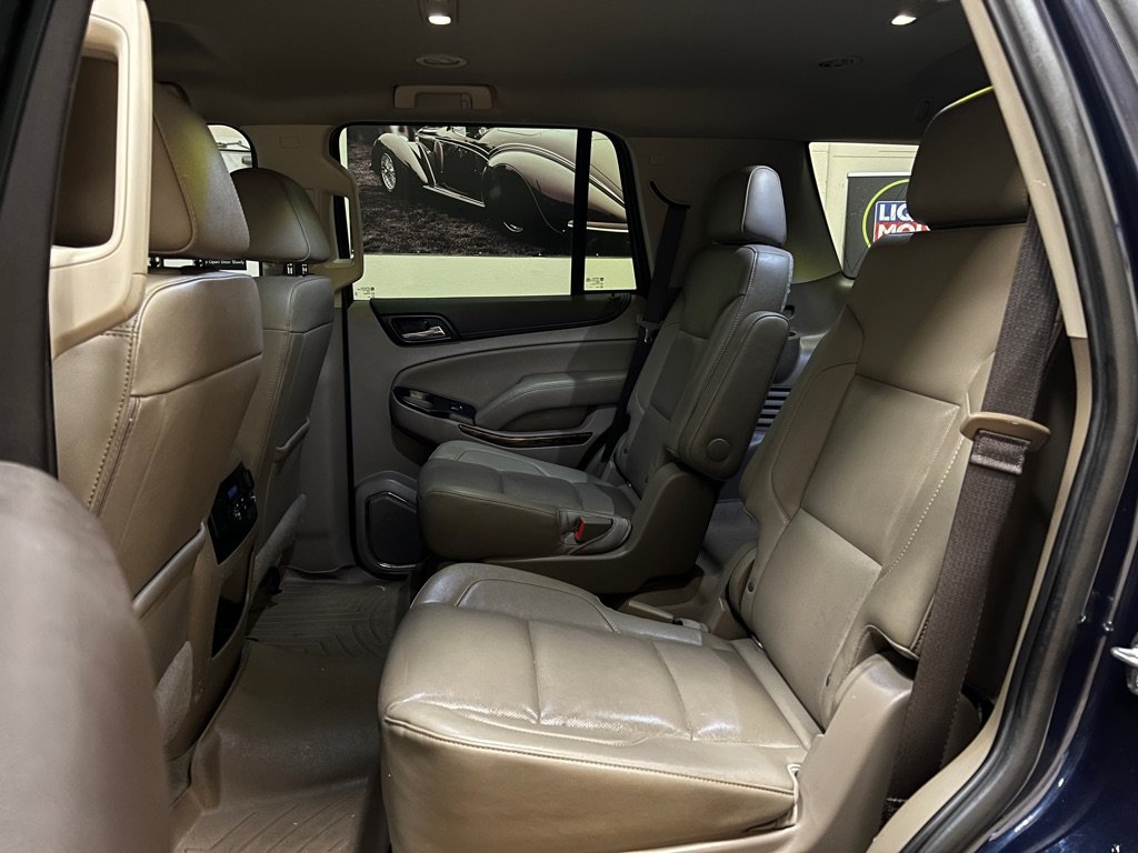 Used 2019 GMC Yukon SLT w/ Premium Edition RWD image 18