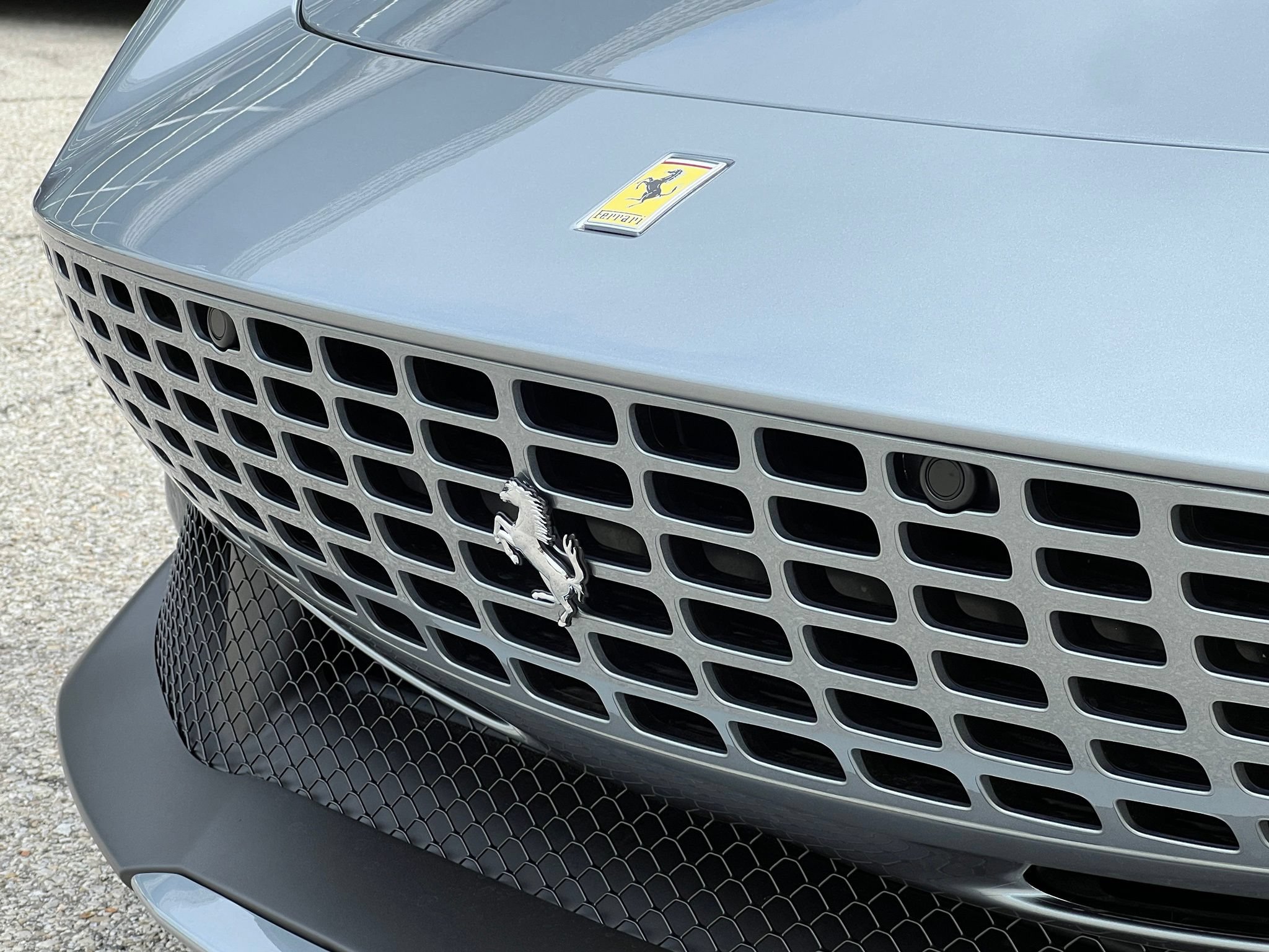 Used 2024 Ferrari Roma Spider RWD image 18