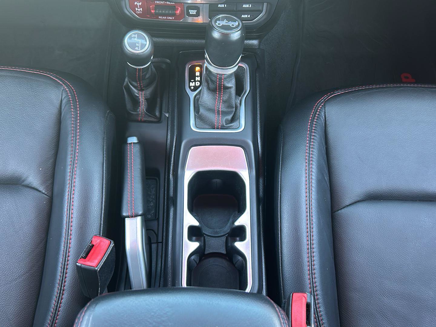 Used 2018 Jeep Wrangler Rubicon AWD/4WD image 18