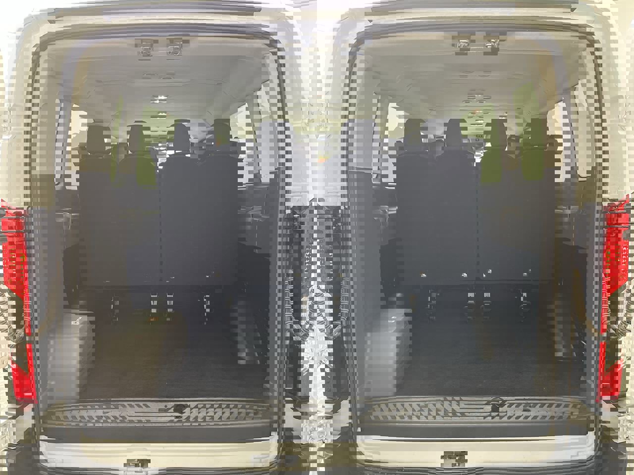 Certified 2024 Ford Transit 350 XLT image 26