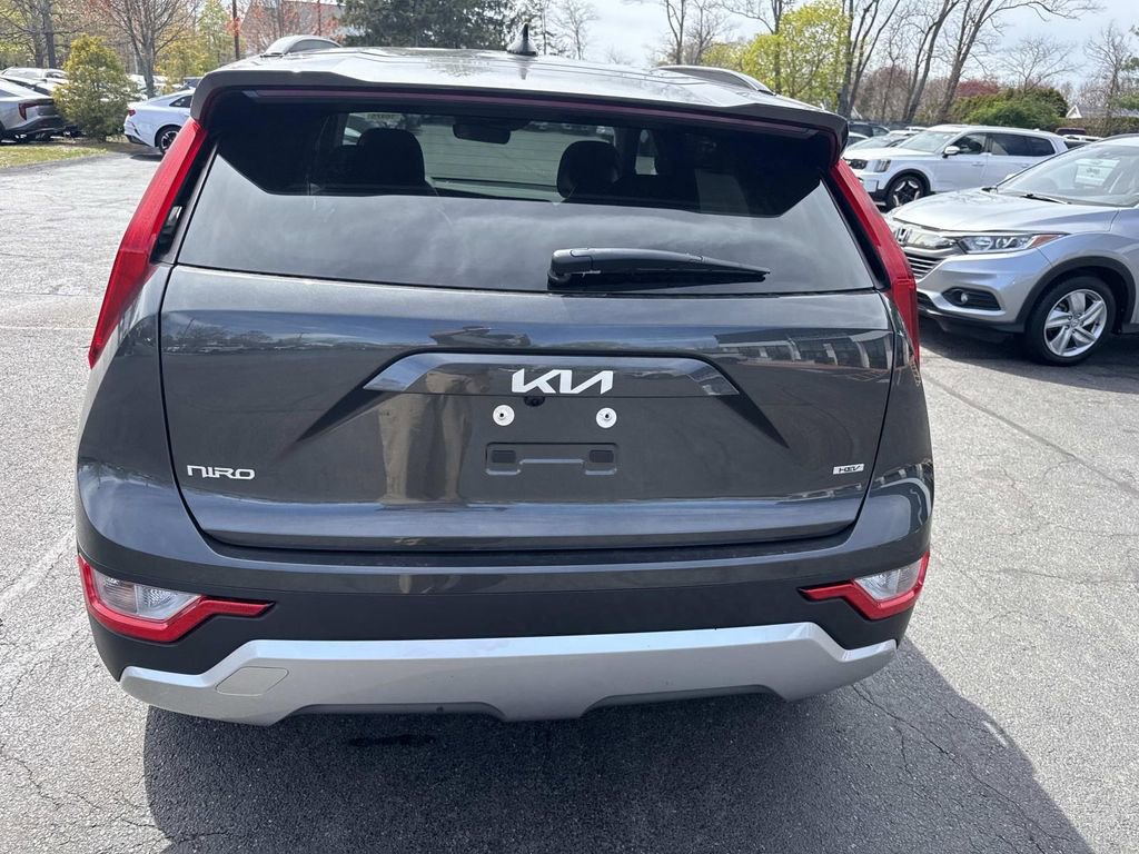 New 2026 Kia Niro LX FWD image 4