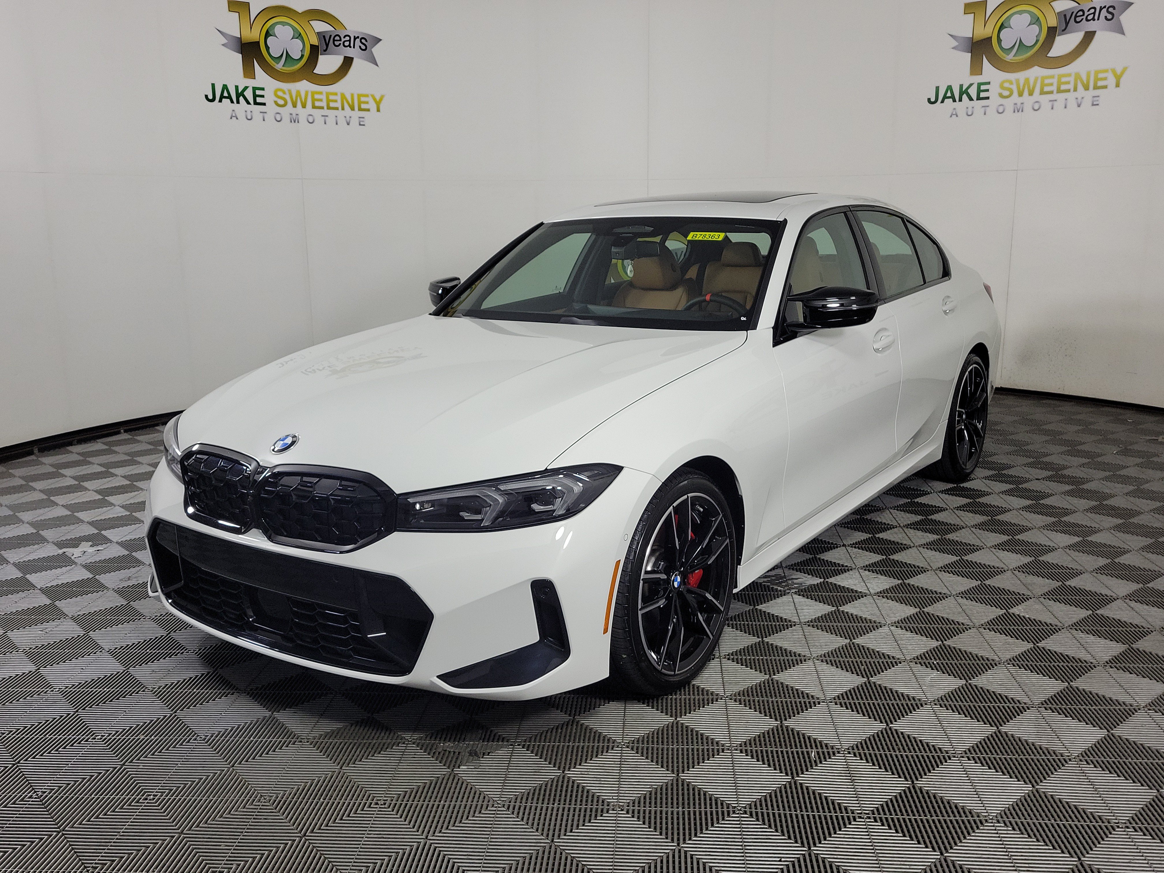 Certified 2025 BMW M340i xDrive w/ Premium Package AWD/4WD image 3