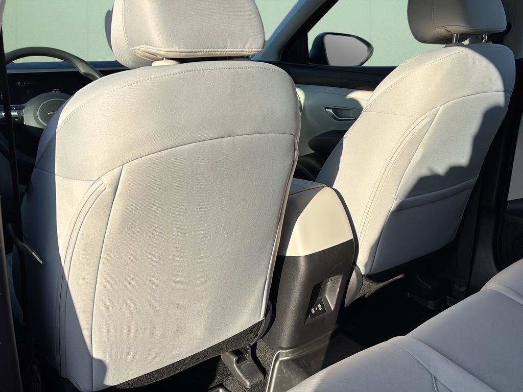 Certified 2025 Hyundai Tucson SE FWD image 21